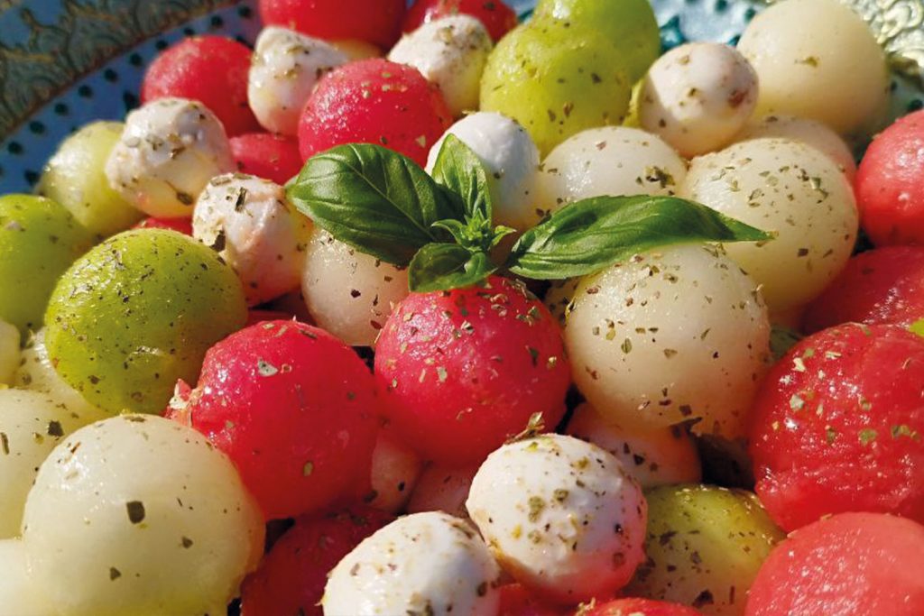 Insalata di melone e mozzarella alla catanese