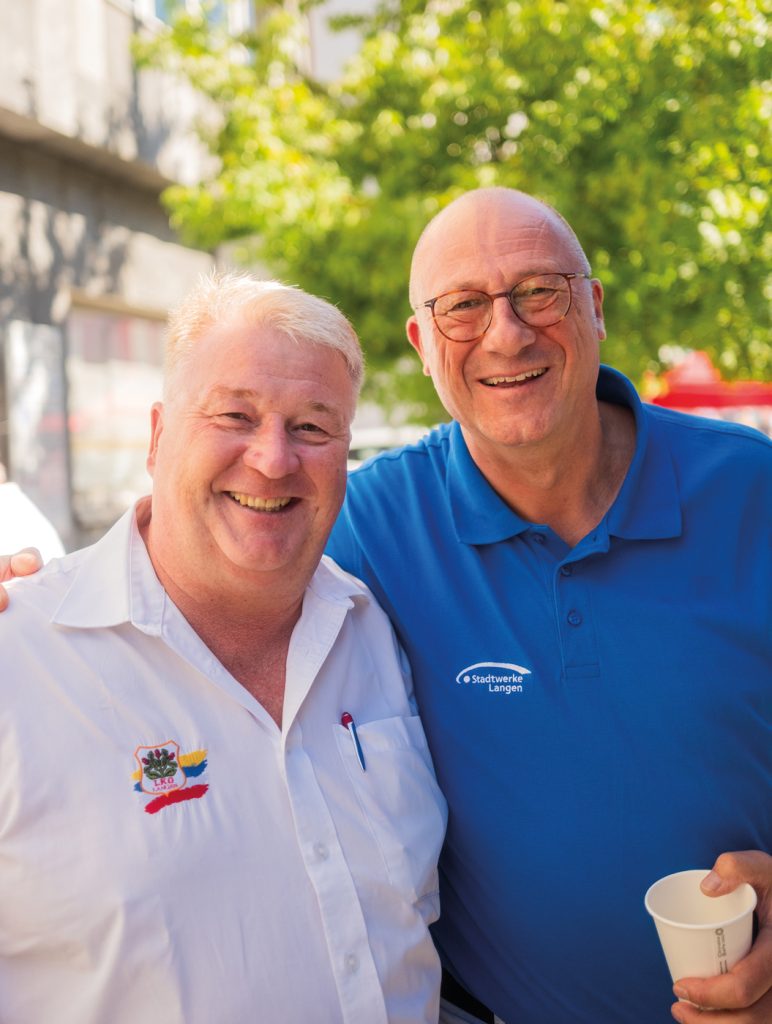 Entspannt informieren, wild genießen 6 sommerfest1 26 03 web